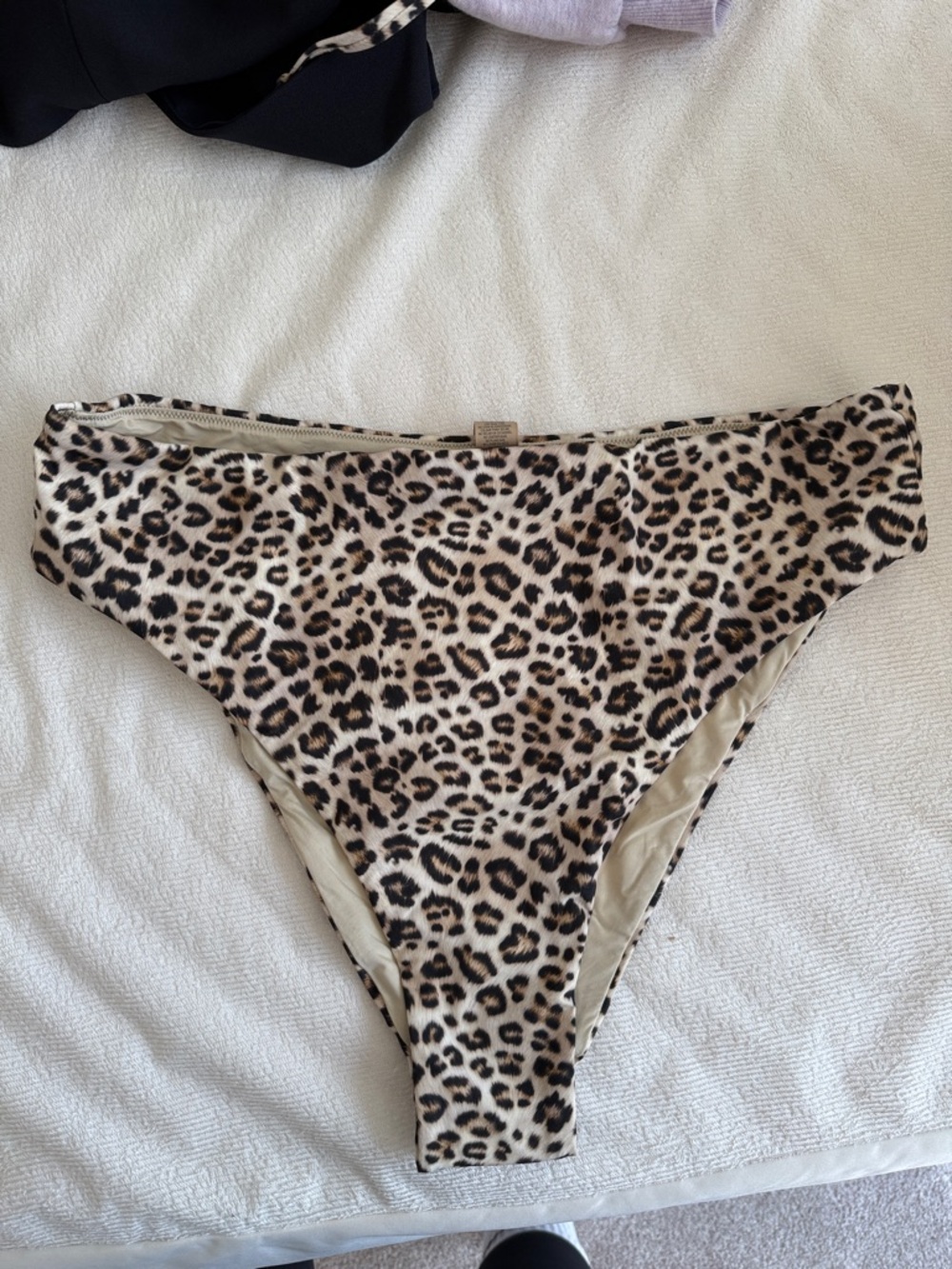 Skims bikini bottoms